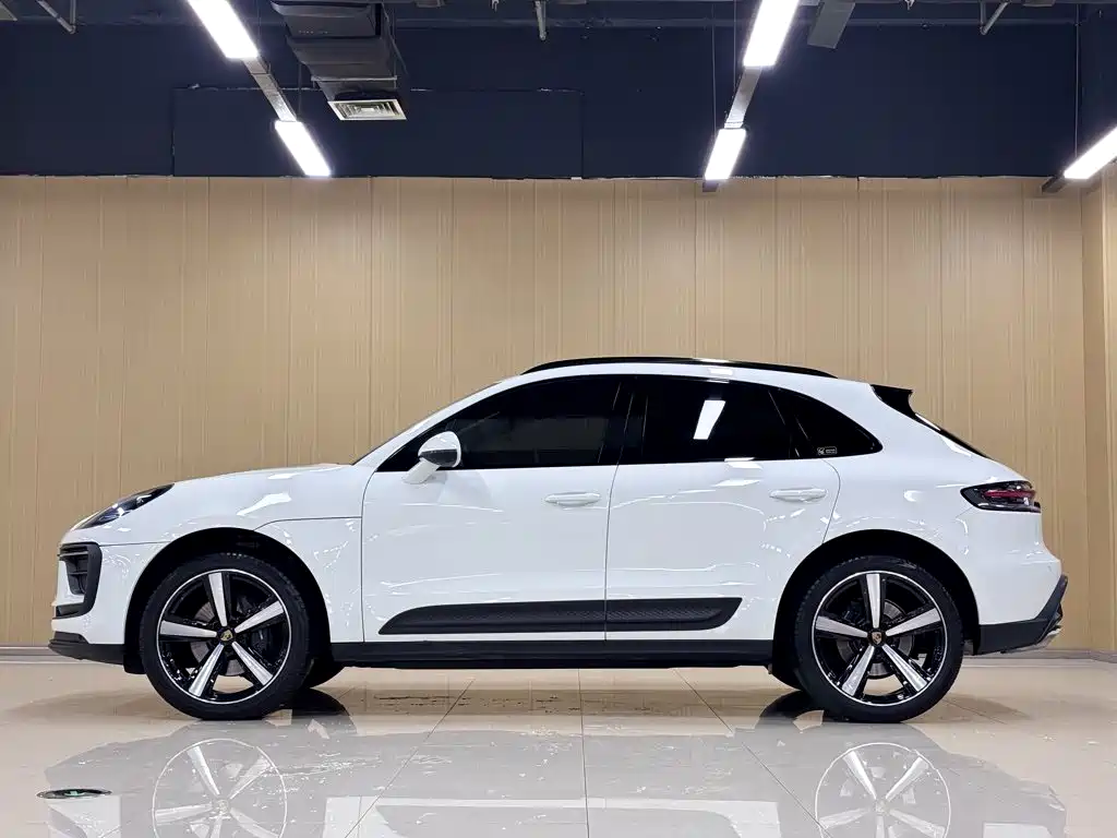 Porsche Macan — миниатюра 8