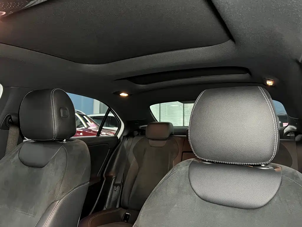 Mercedes-Benz A-Class A 2022 A 200 L Sport Fashion