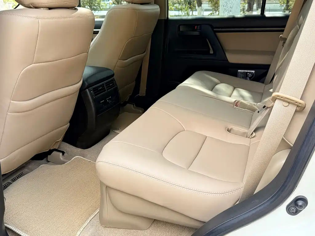 Toyota Land Cruiser — миниатюра 15