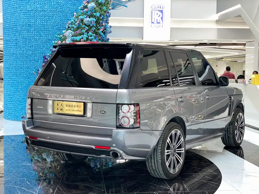 Land Rover Range Rover — миниатюра 5