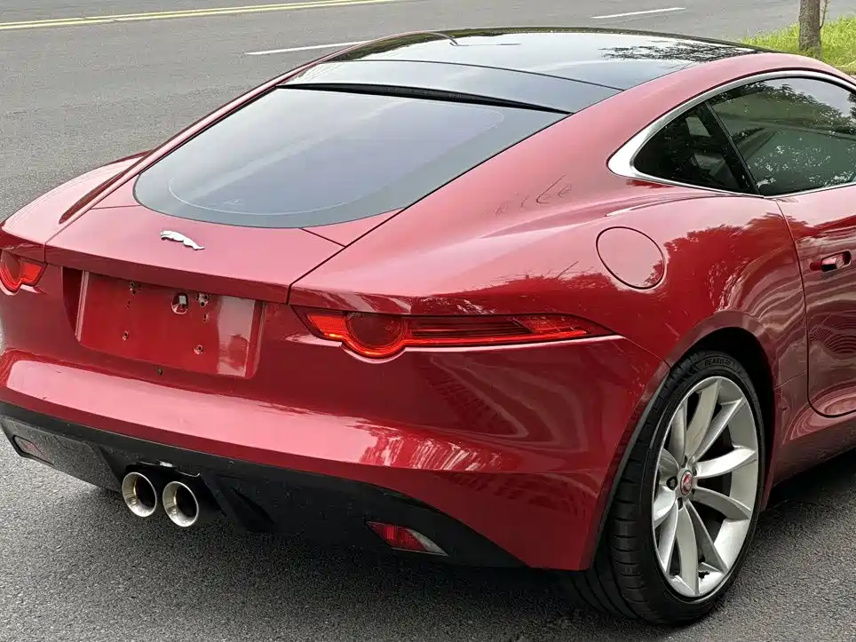 Jaguar F-TYPE — миниатюра 11