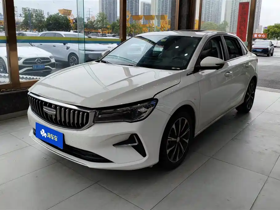 Geely Emgrand 2024