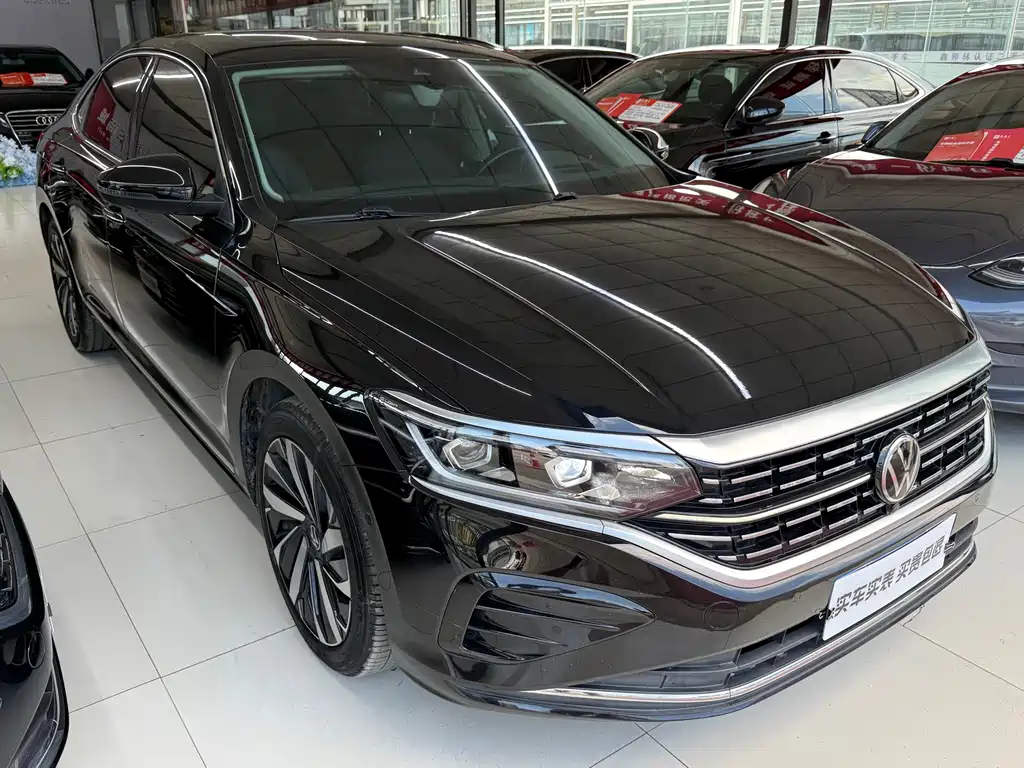 Volkswagen Passat 2022 380TSI Flagship