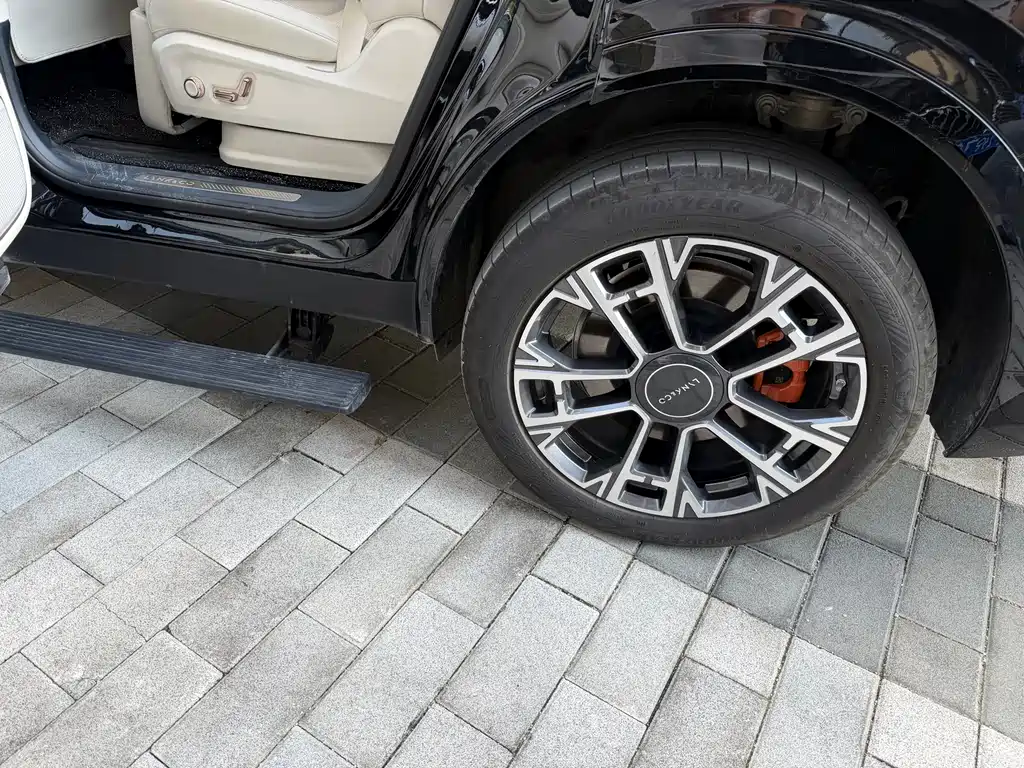 Lynk & Co 900 1.5T Ultra 6 seats, фото 9