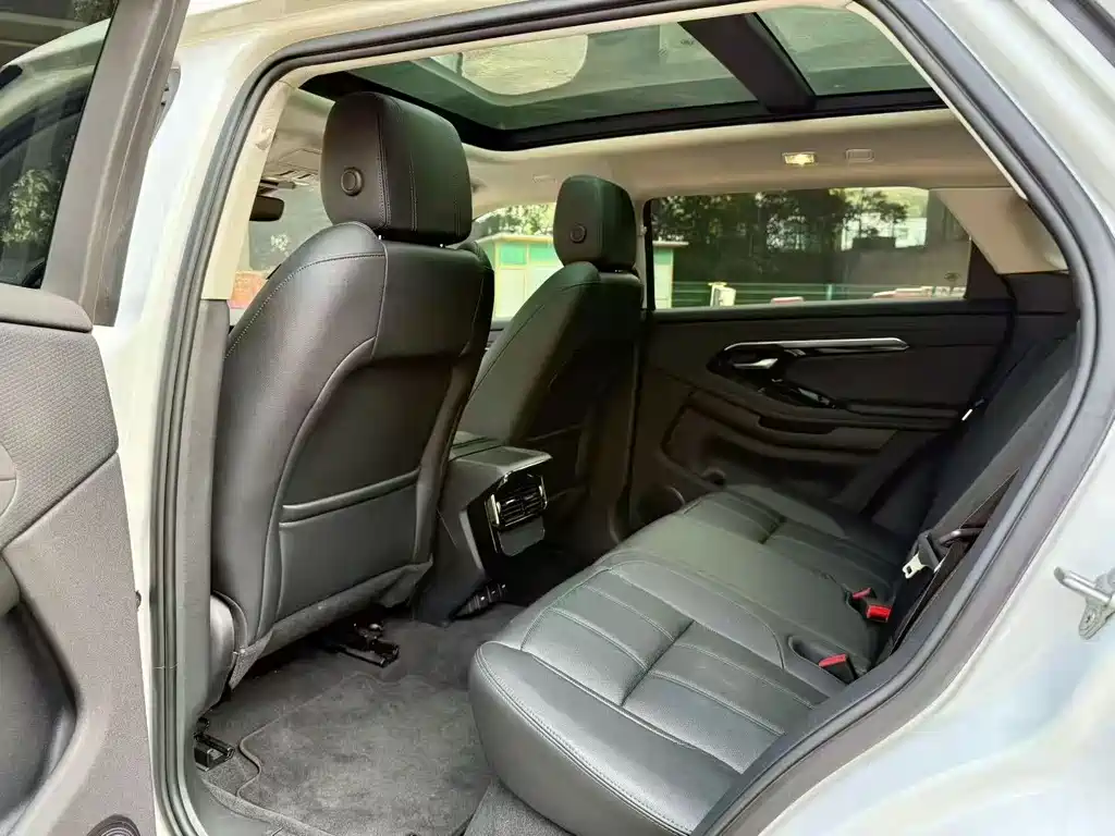 Land Rover Range Rover Evoque 2023 L 200PS Elite