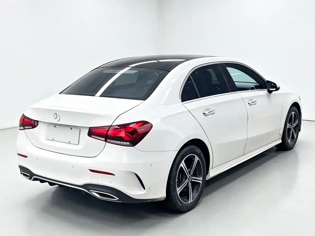 Mercedes-Benz A-Class — миниатюра 9