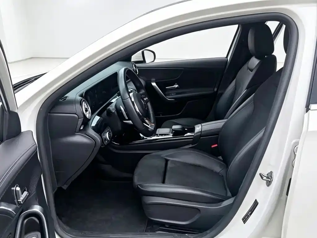 Mercedes-Benz A-Class — миниатюра 5