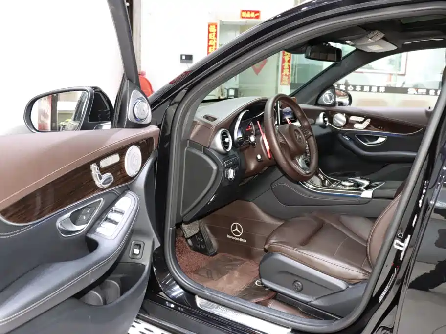 Mercedes-Benz GLC — миниатюра 9