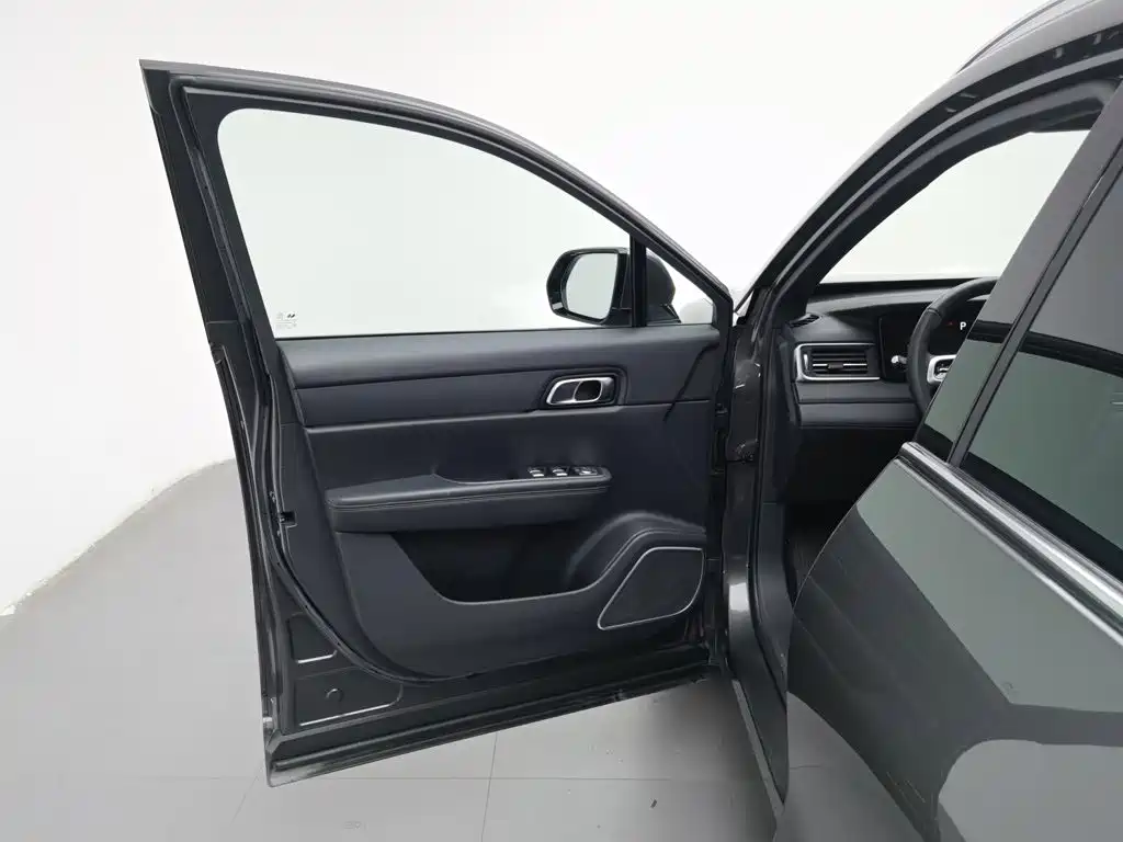 Li Auto Li ONE — миниатюра 8