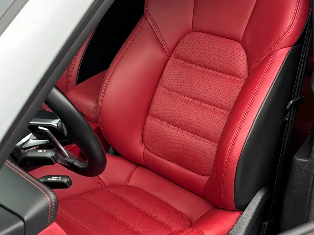 Porsche Macan — миниатюра 12
