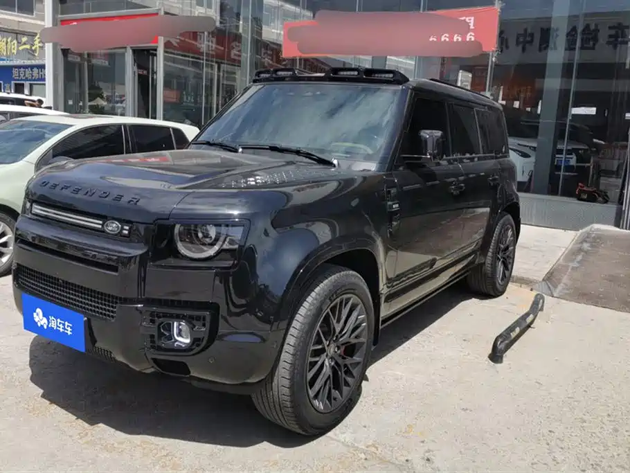Land Rover Defender 2025