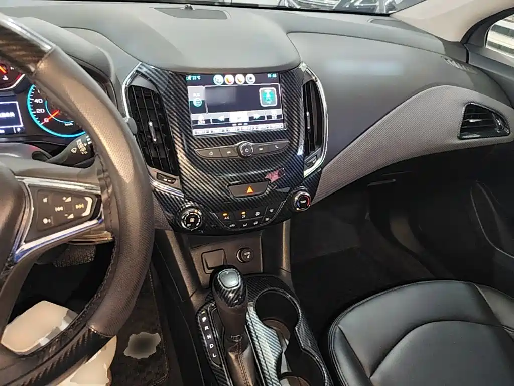 Chevrolet Cruze — миниатюра 10