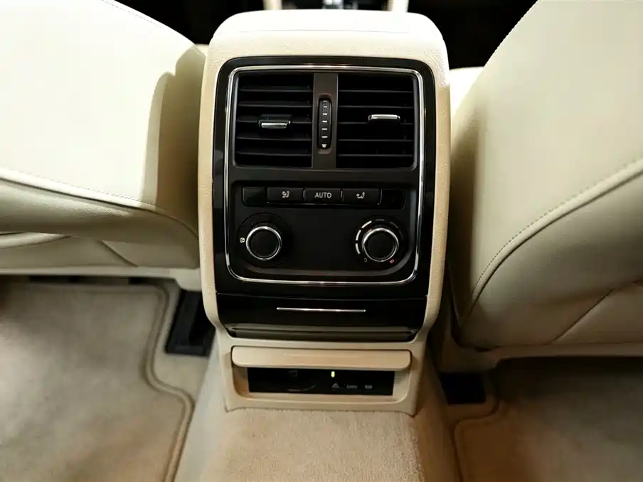 Volkswagen Passat — миниатюра 14