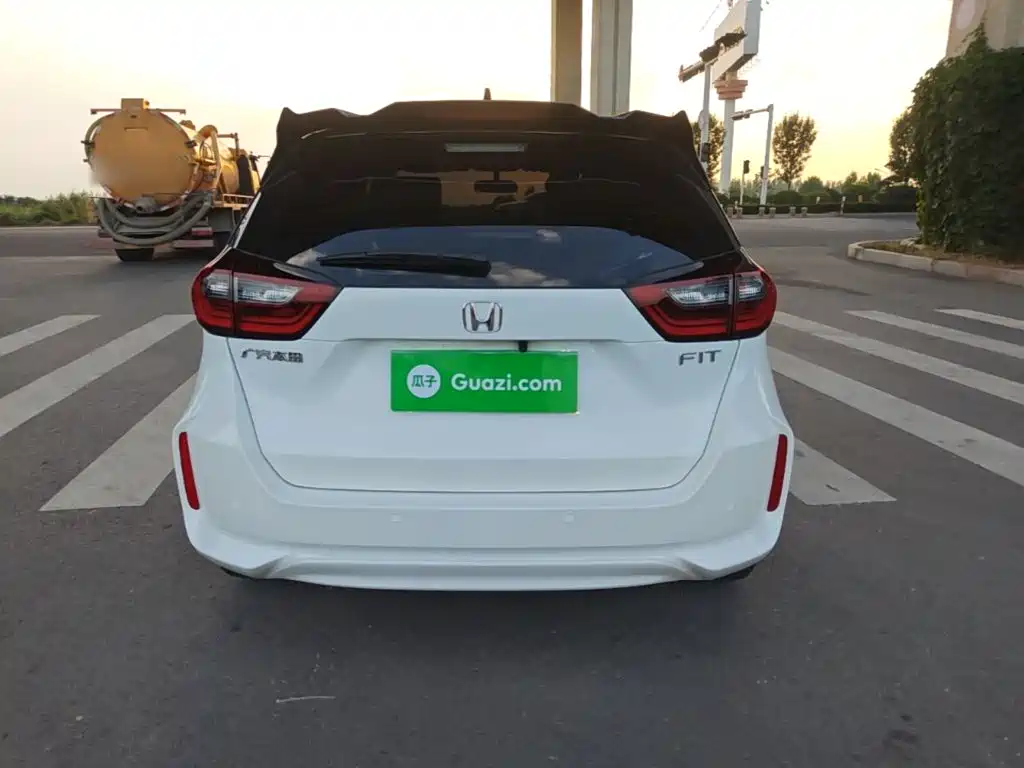 Honda Fit — миниатюра 6