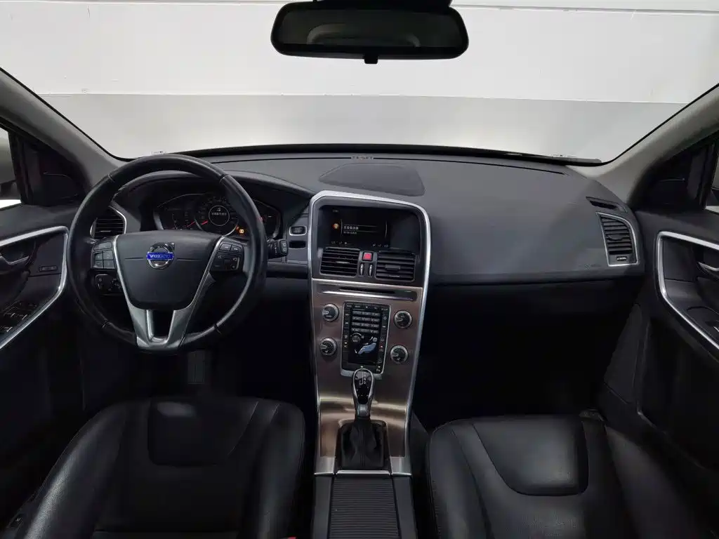 Volvo XC60 — миниатюра 5
