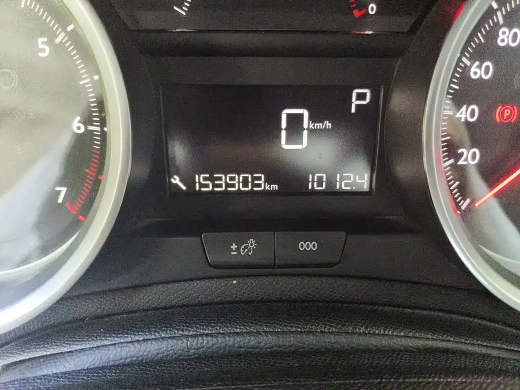 Peugeot 408 — миниатюра 8