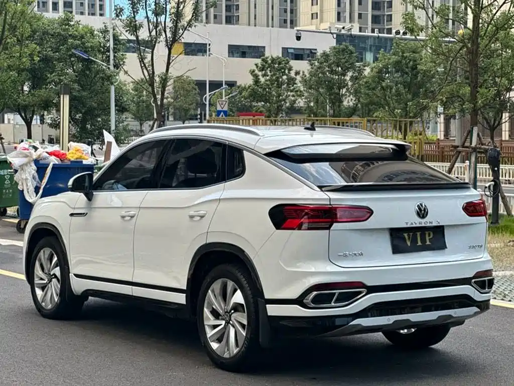 Volkswagen X — миниатюра 5