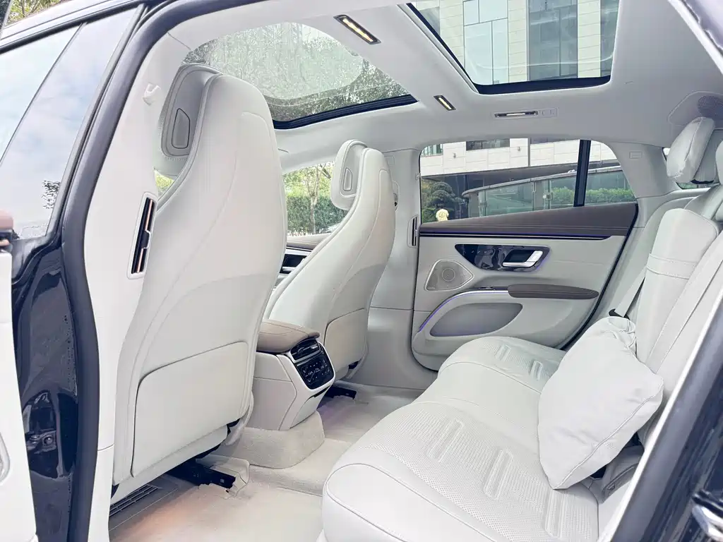 MERCEDES-BENZ EQS AMG