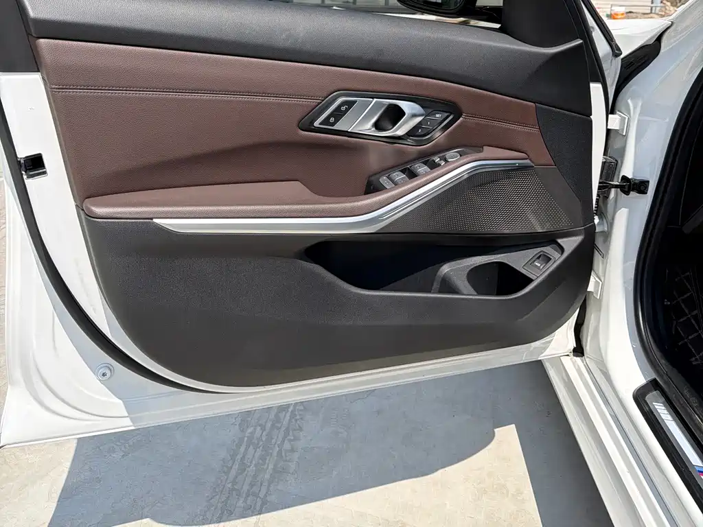 BMW 3 Series 3 2023 320Li M Sport