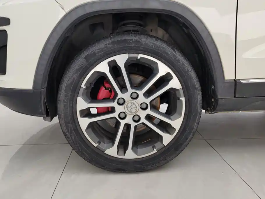 BAIC Senova X35 — миниатюра 6