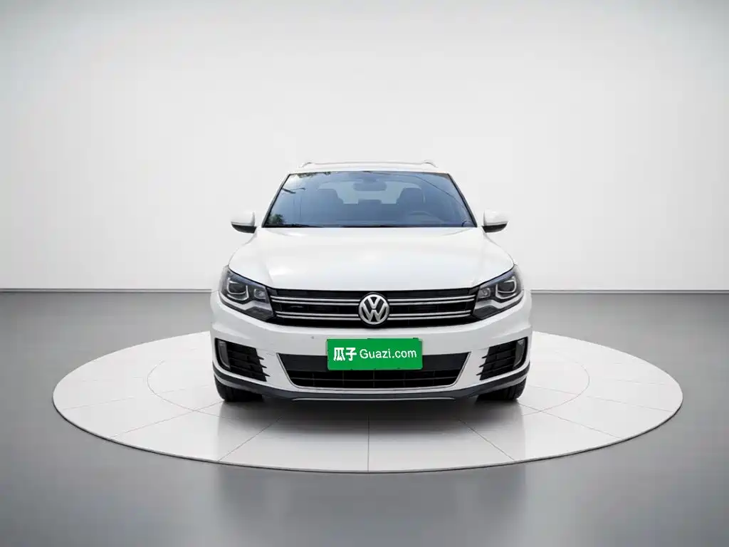 Volkswagen Tiguan — миниатюра 2