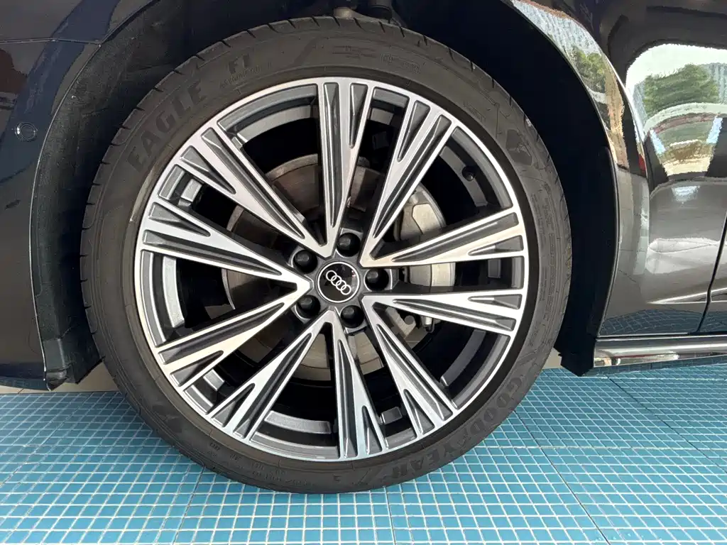 Audi A6L 2026 45 TFSI