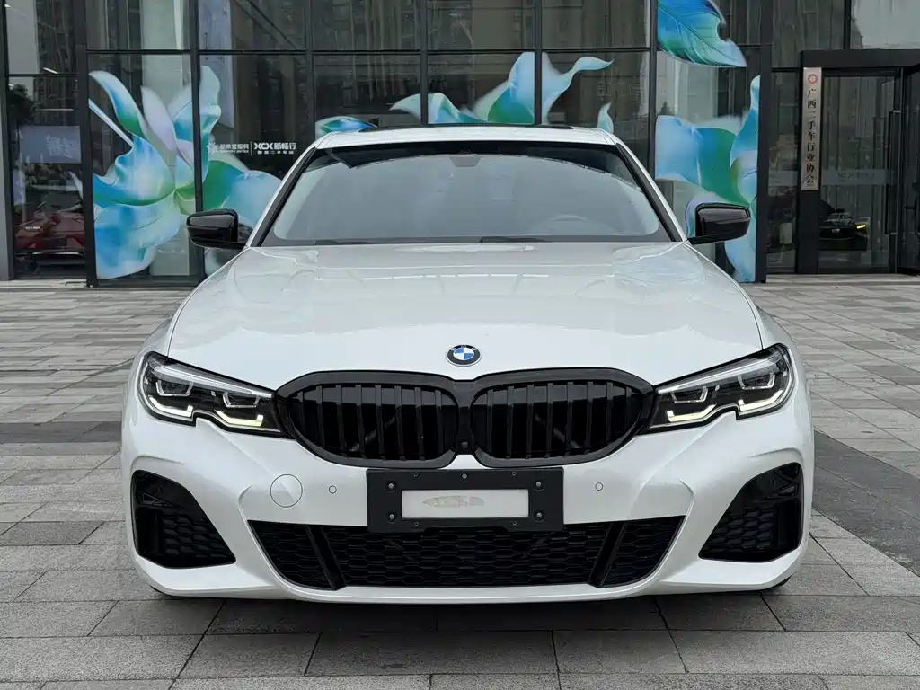 BMW 3 Series — миниатюра 4