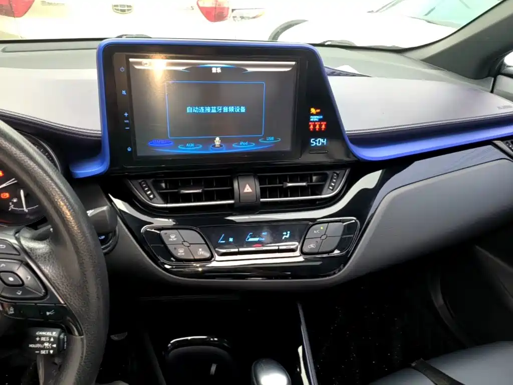 Toyota C-HR — миниатюра 13