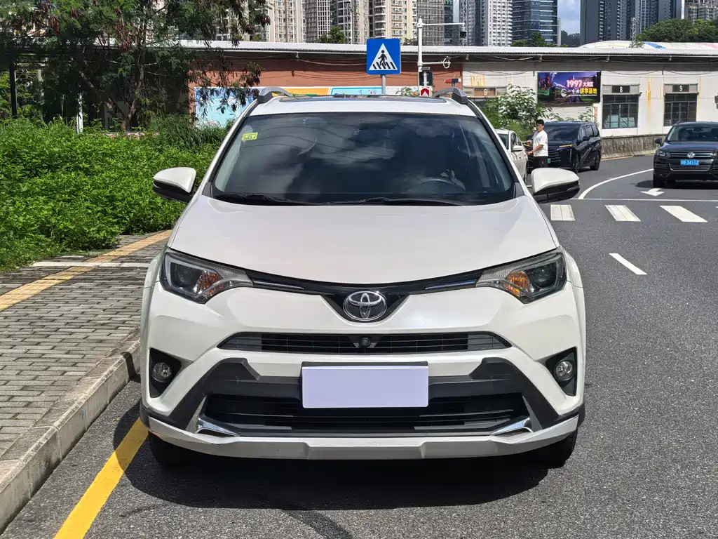 Toyota RAV4 — фотографии объявления, Фото 18