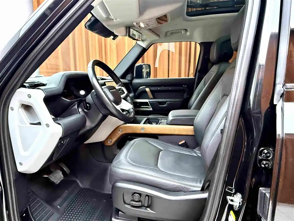 Land Rover Land Rover Defender 2023 110 3.0T P400