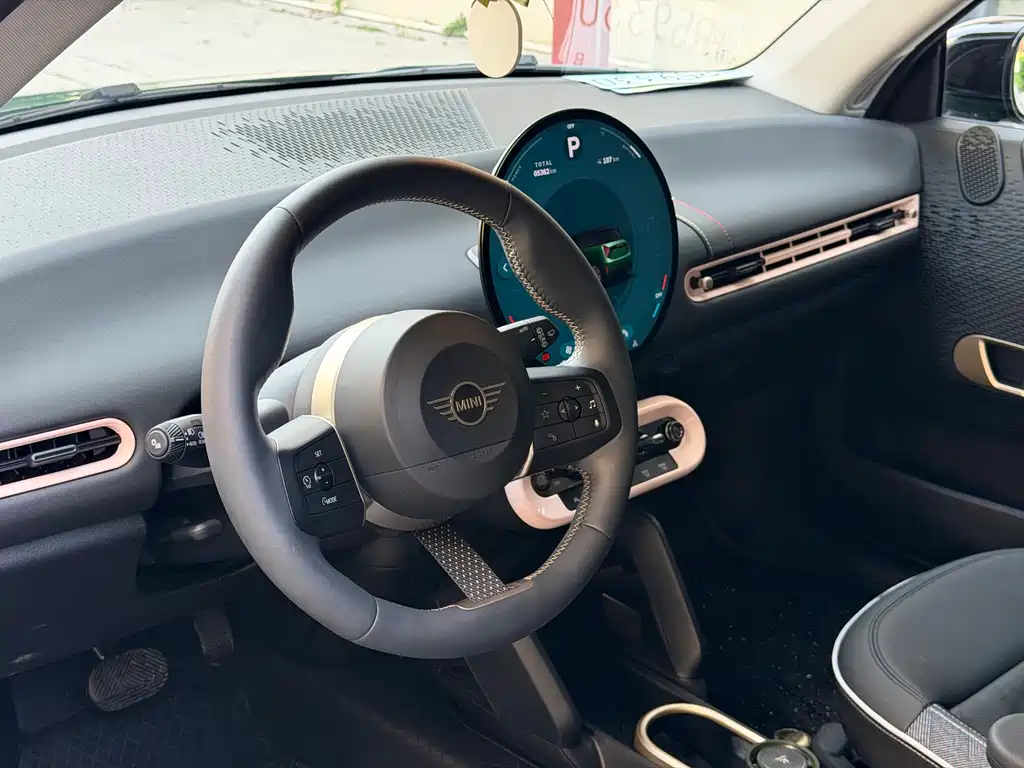 MINI MINI COOPER EV — миниатюра 11