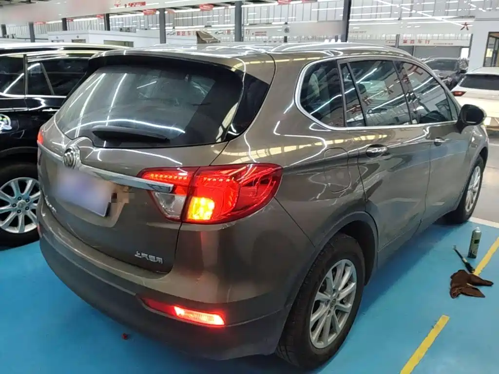 Buick Envision Plus — миниатюра 5
