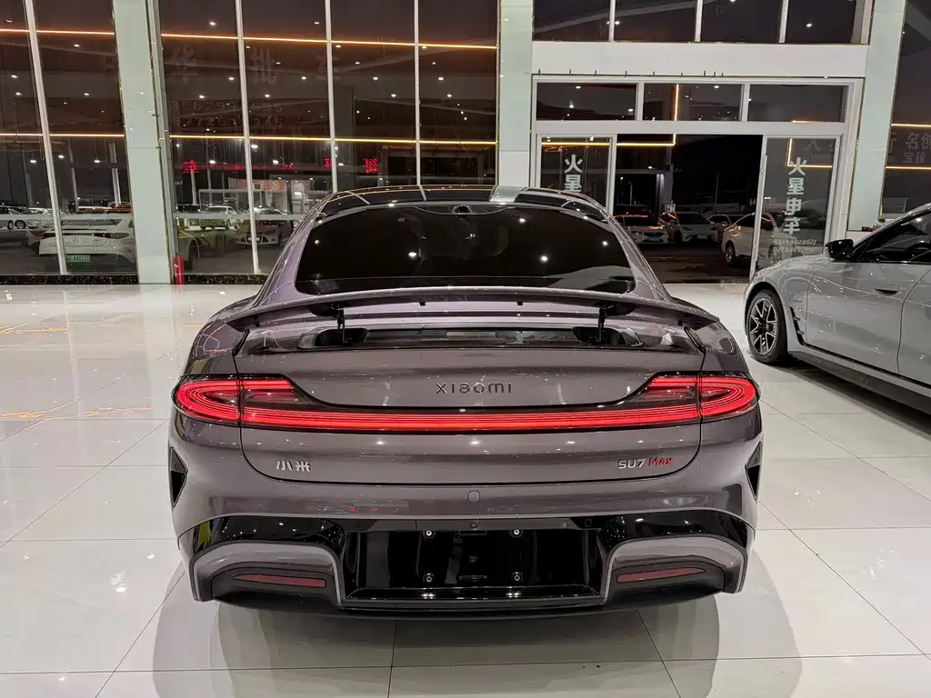 XIAOMI CAR XIAOMI SU7