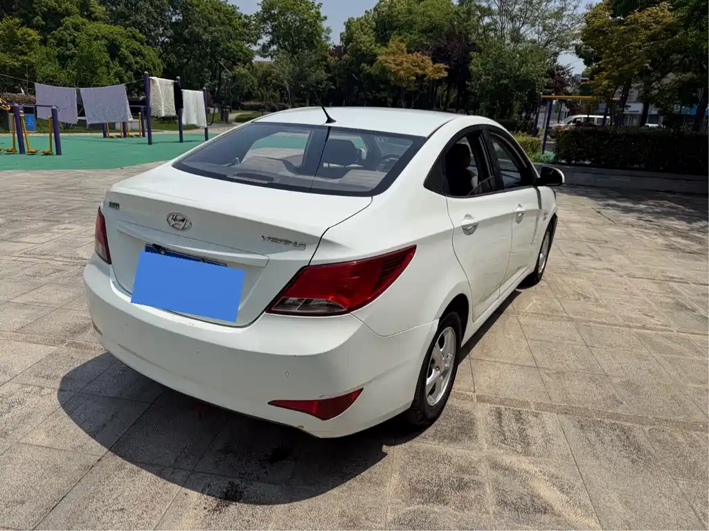 Hyundai Verna 1.4L Auto Smart Type GLS, фото 14