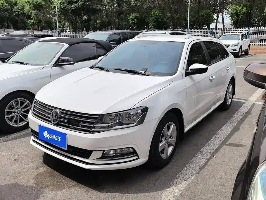 Купить Volkswagen Gran Lavida