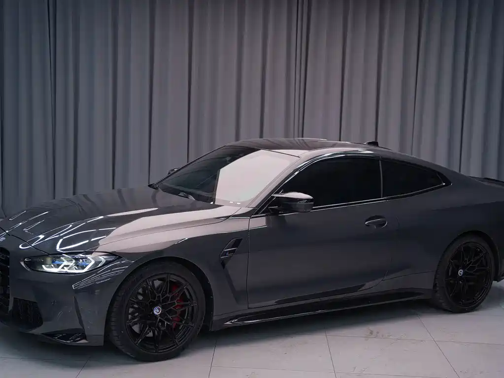 BMW M4 2023