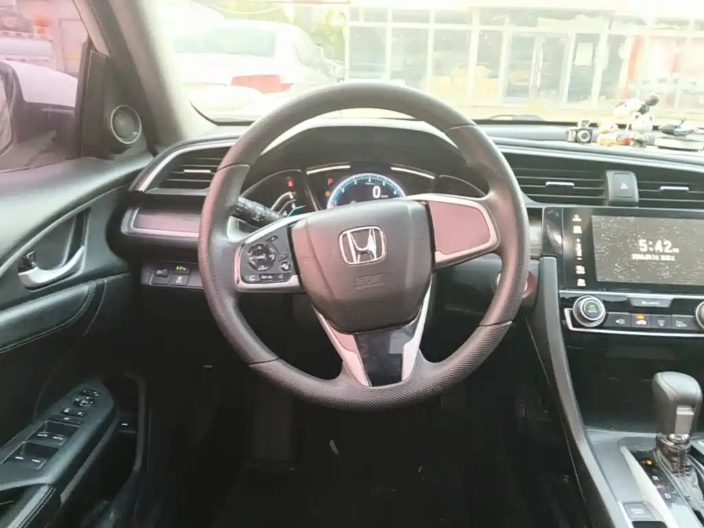 Honda Civic — миниатюра 15