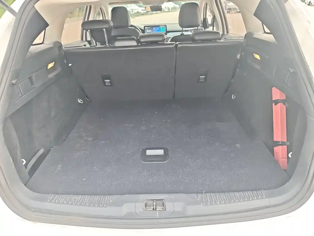 Ford Focus 2021 EcoBoost 180 AT
