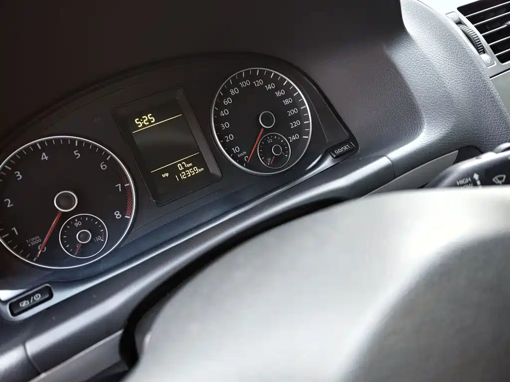 Volkswagen Touran — миниатюра 17