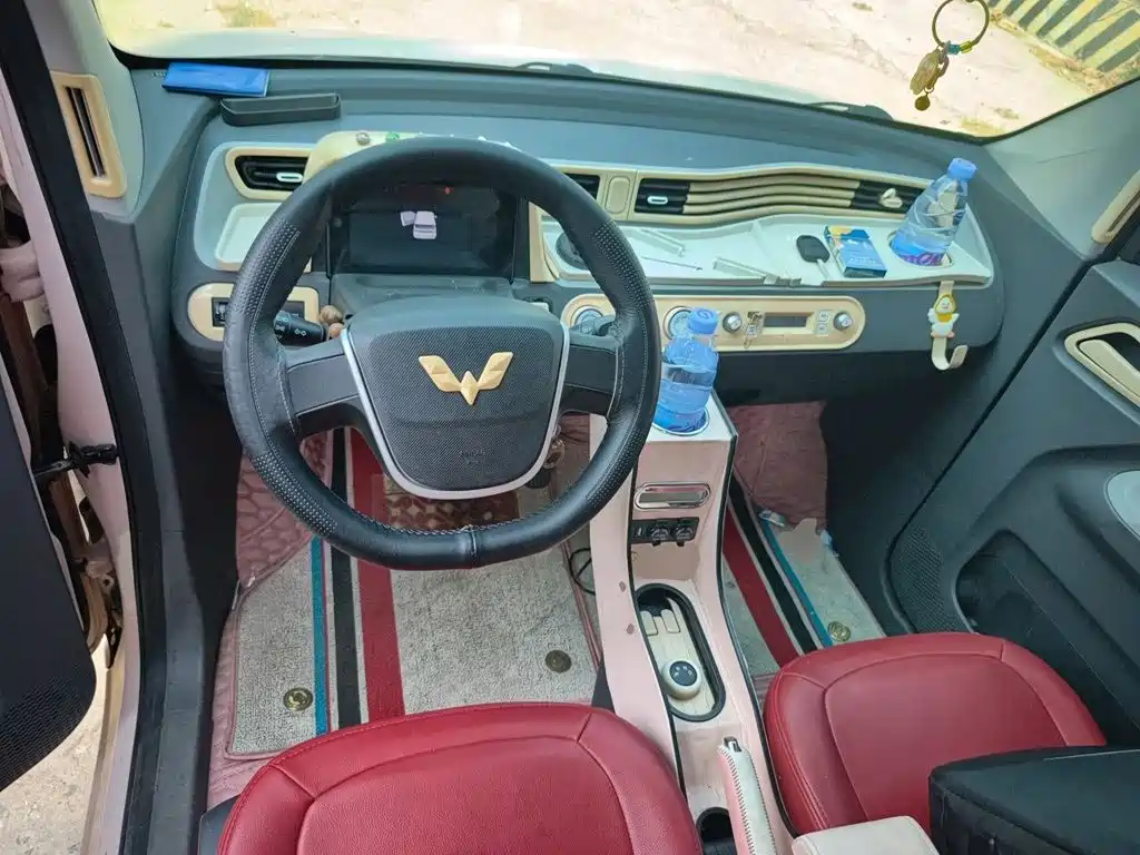 Wuling MINIEV — миниатюра 10