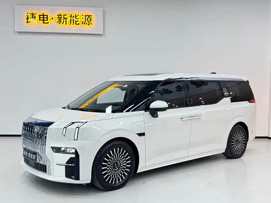 ZEEKR EXTREME KRYPTON 009