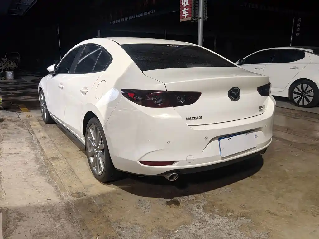Mazda 3 Axela — миниатюра 3