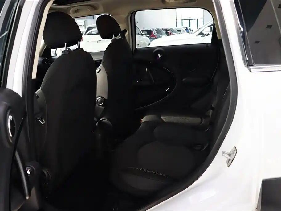 MINI Countryman 1.6T COOPER S ALL4 Ultimate Dark Night Edition, фото 5