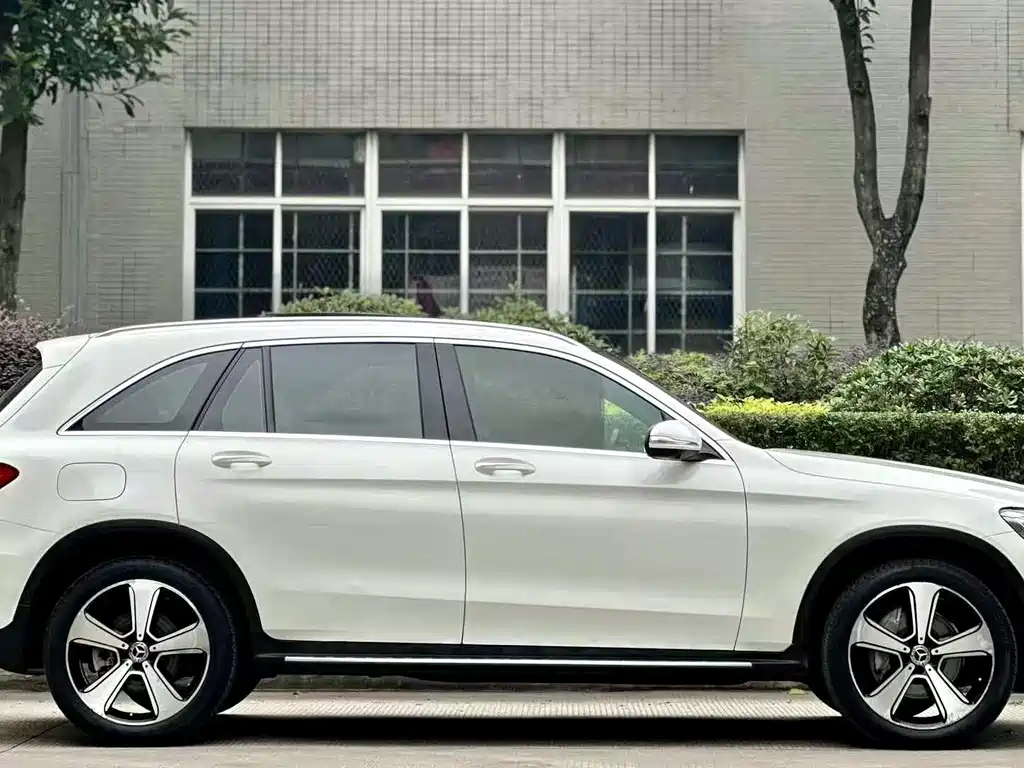Mercedes-Benz GLC — миниатюра 7
