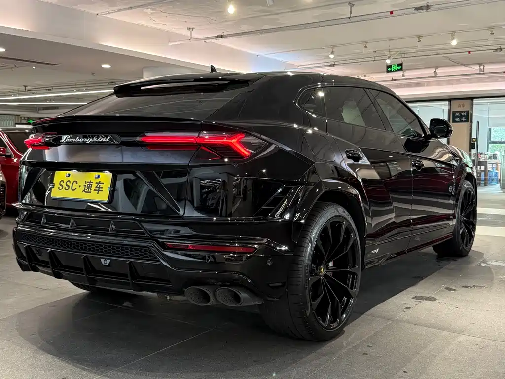 Lamborghini Urus — миниатюра 6
