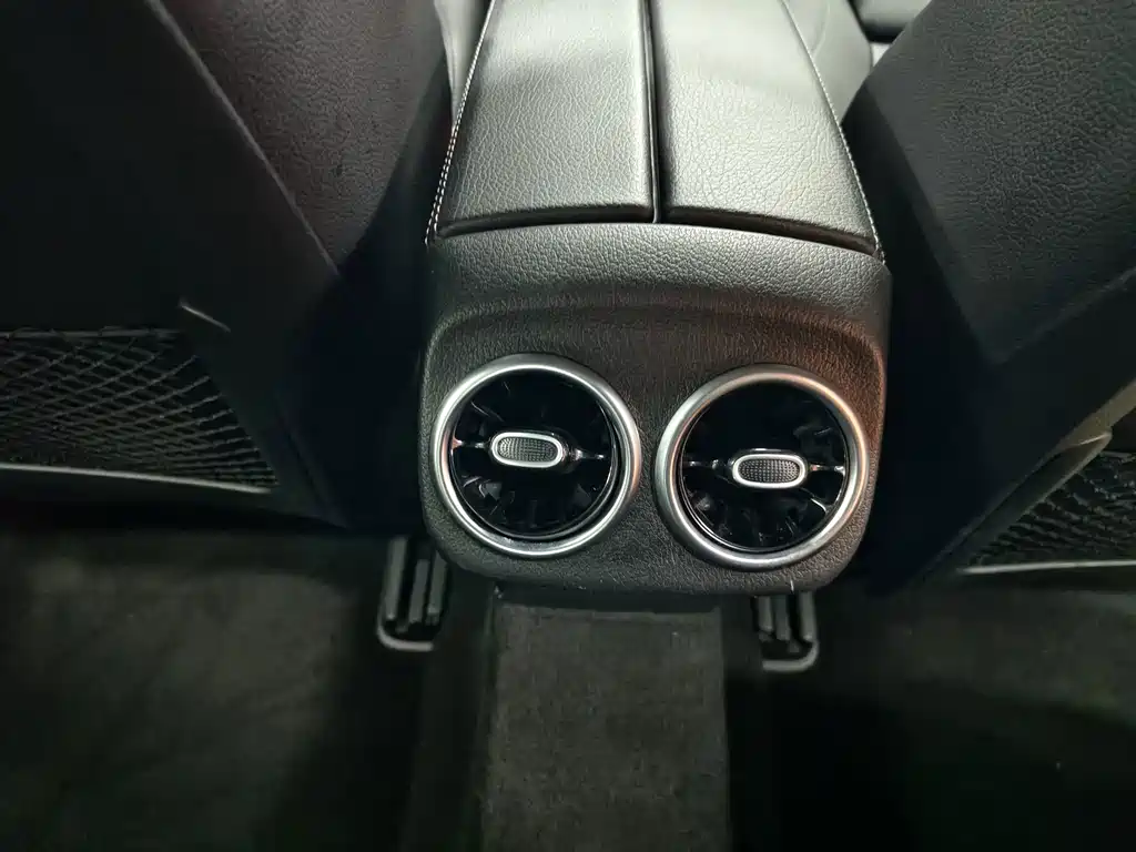 Mercedes-Benz A-Class — миниатюра 9