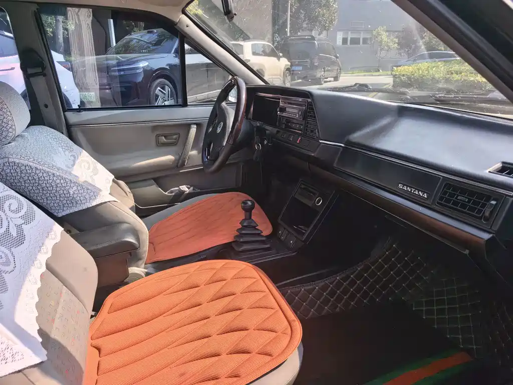 Volkswagen Santana — миниатюра 12