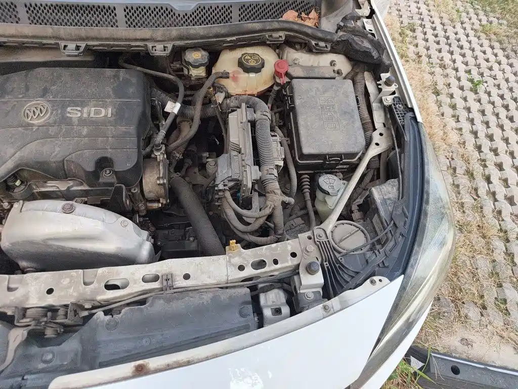 Buick Verano — миниатюра 22