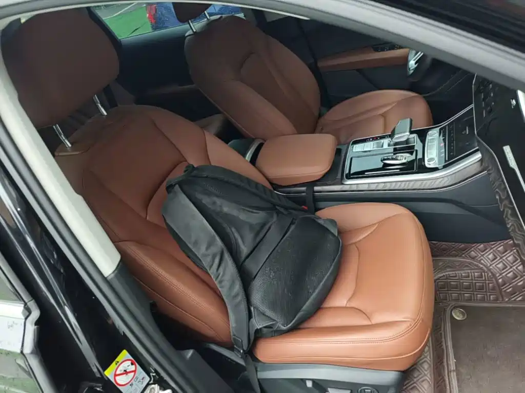 Audi Q7 — миниатюра 25