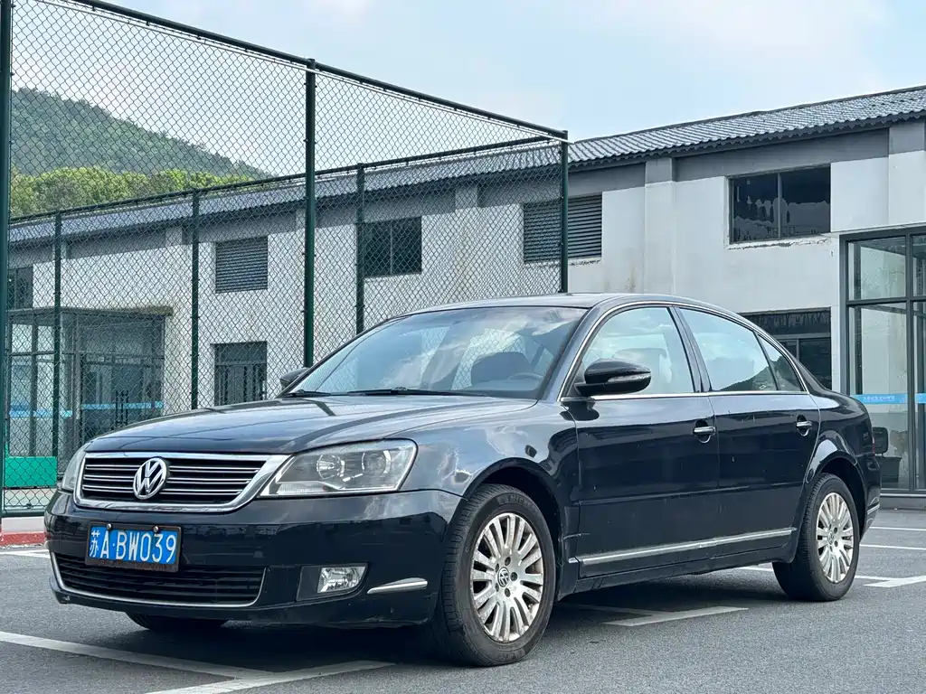 Volkswagen Passat Lingyu 2011